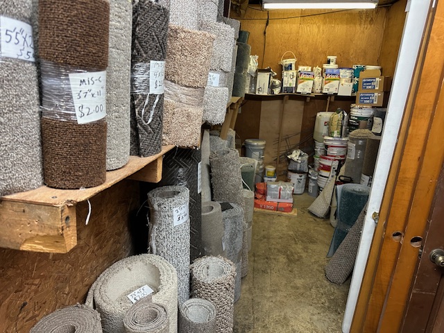Neutral colored carpet remnants in TN store